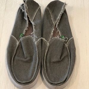 Olive Gray Sanuks